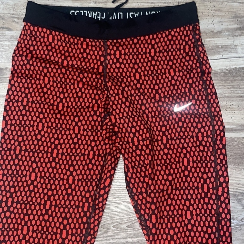 Nike leggings Medium - Picture 2 of 6